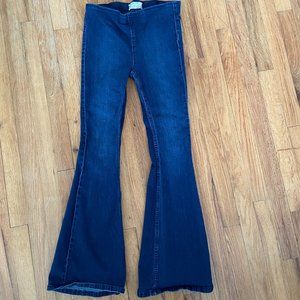 Free People Flare Jeans size 29 short